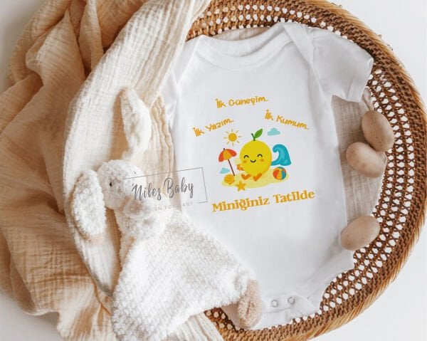 İlk Tatilim Yazılı Zıbın
