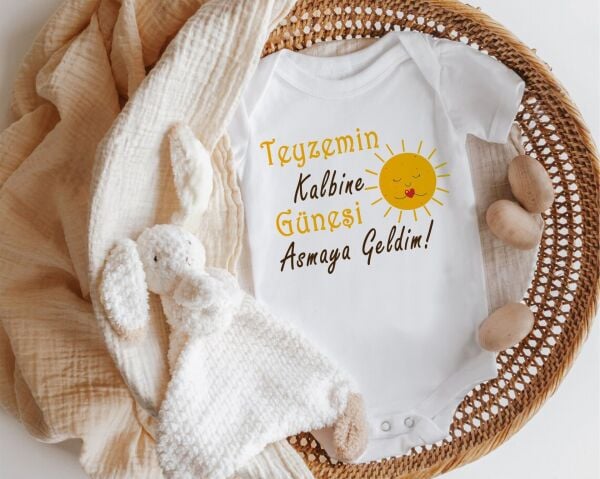Teyzemin Kalbine Güneşi Asmaya Geldim Yazılı Zıbın